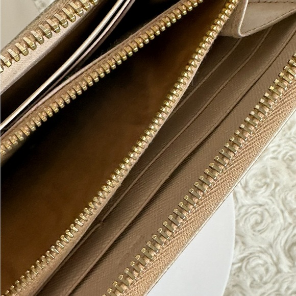 Prada Logo Saffiano Zip Around Wallet - Picture 6 of 12